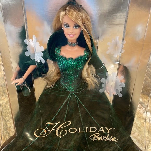 NIB Special Edition 2004 Holiday Barbie- green dress - Picture 11 of 12